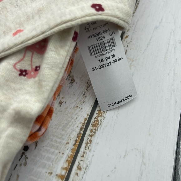 Old Navy Unisex 5-Pack Long-Sleeve Bodysuit for Baby, Multi, 18-24 Mos., NWT - Picture 5 of 7